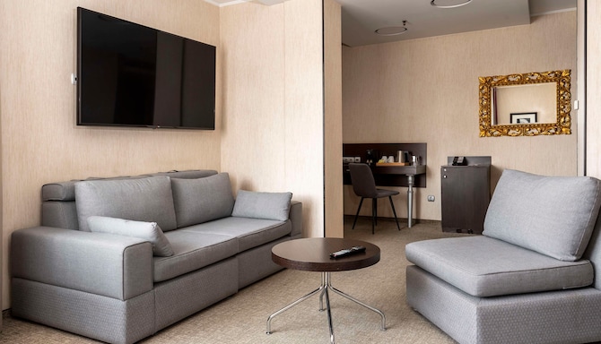 SADU Hotel Moscow, a member of Radisson individuals - Junior Suite