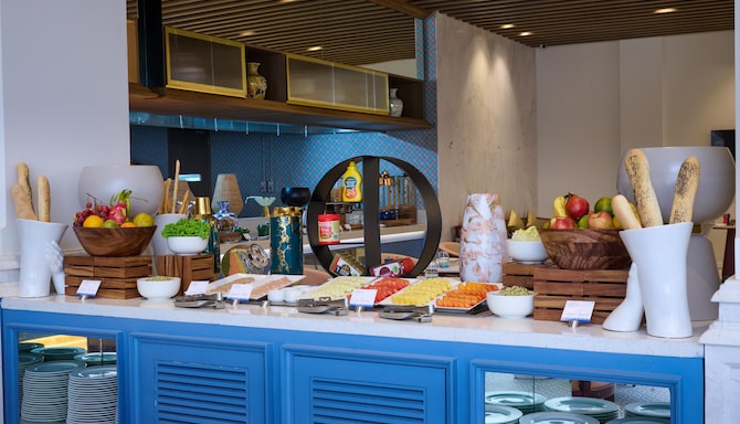 Sarovar Brand - Card slider - experiences