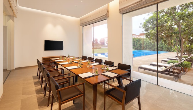 Sarovar Brand - Multimedia Block