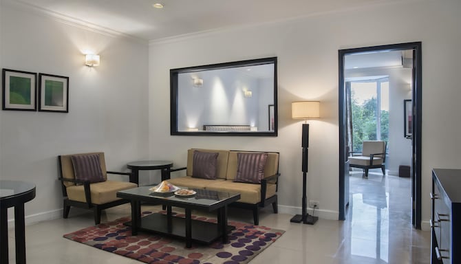 Sarovar Portico Surajkund Faridabad - Guest Room