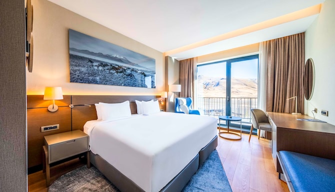 Sky Hotel Erciyes, a member of Radisson Individuals - Standard Room with balcony