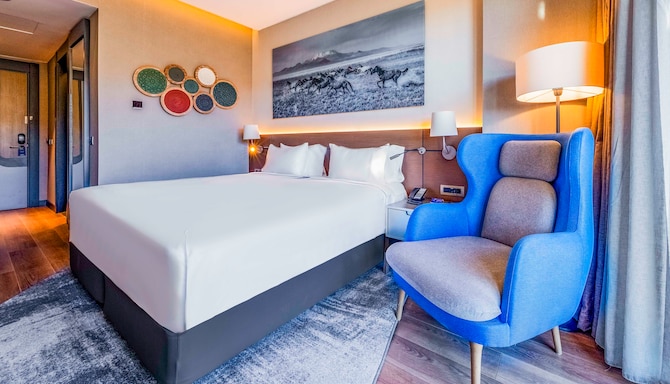 Sky Hotel Erciyes, a member of Radisson Individuals - Standard Room with balcony