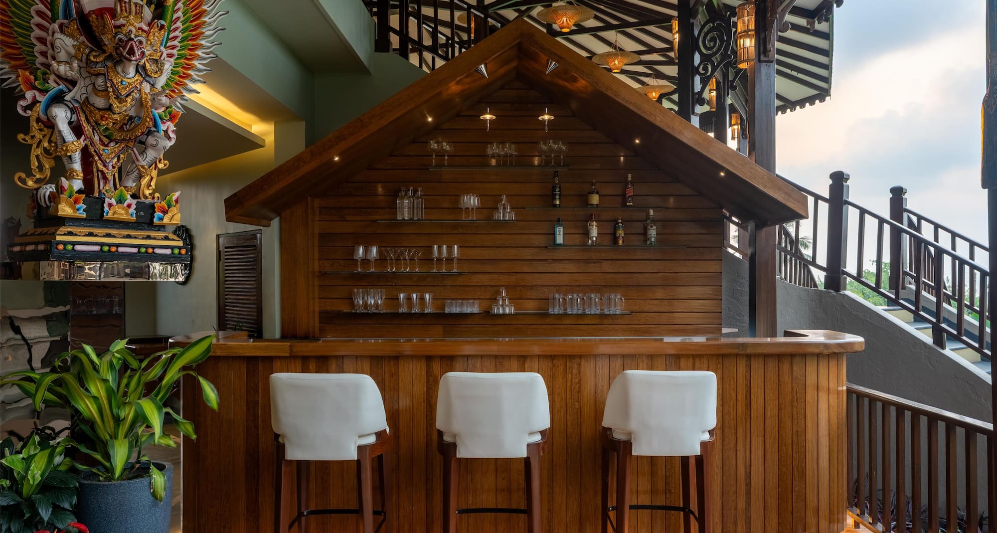 Sstella Empire Beach Resort Goa, a member of Radisson Individuals - Bar Lounge