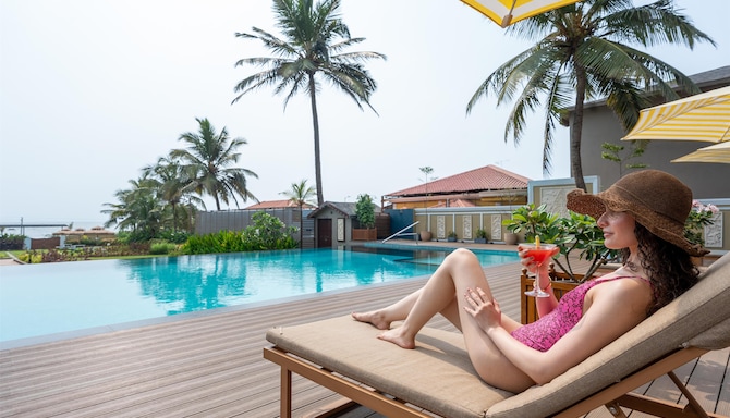 Sstella Empire Beach Resort Goa, a member of Radisson Individuals - Pool Experience