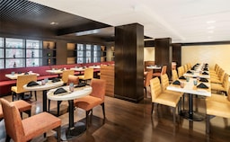St. Marks Hotel Bengaluru, a member of Radisson Individuals - 4by1 Kitchen Restaurant