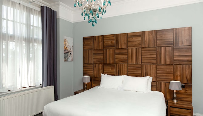 Stanhill Court Hotel, a member of Radisson Individuals - Standard Room