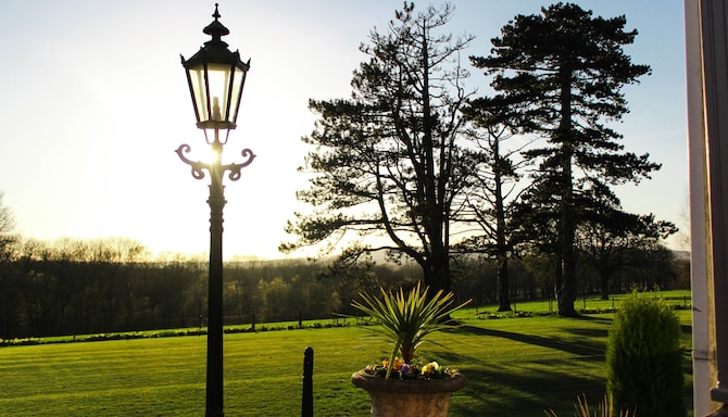 Stanhill Court Hotel, a member of Radisson Individuals - Garden view from guest room