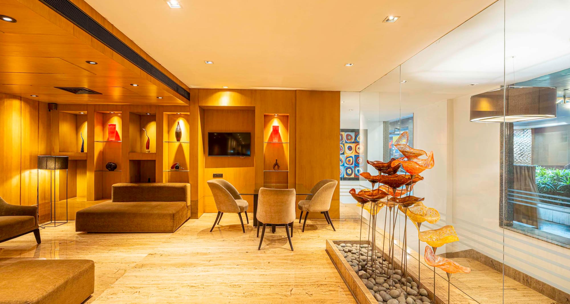 Svelte Delhi, a member of Radisson individuals - Lobby Area