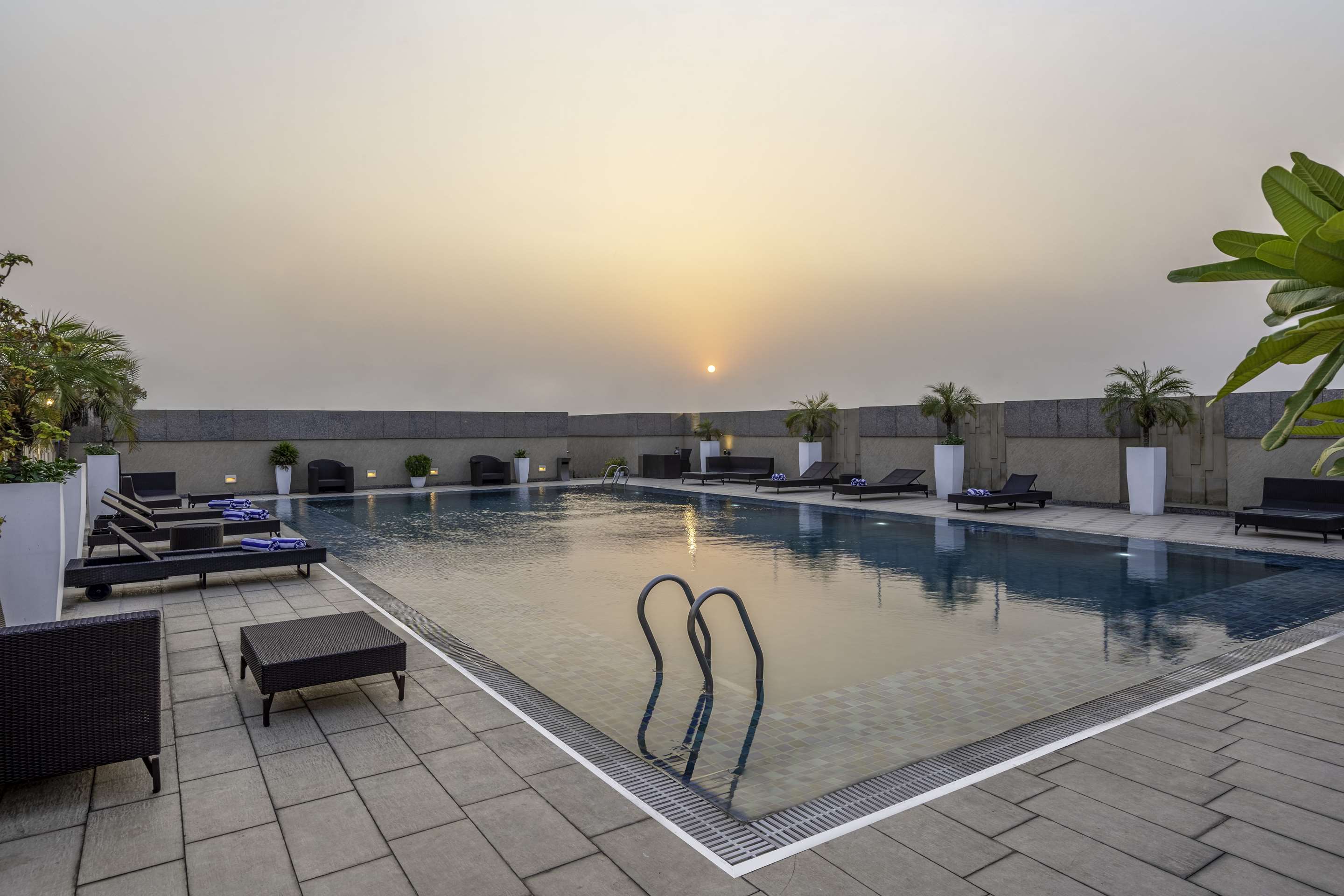 Svelte Delhi, a member of Radisson individuals - Swimming Pool