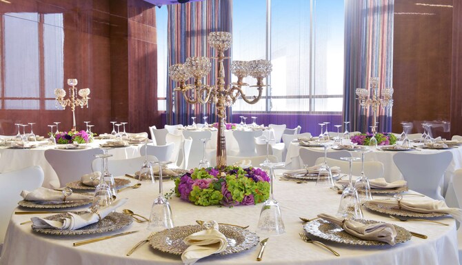 Symphony Style, Kuwait A Radisson Collection Hotel - Wedding Table