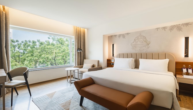 Temple Tree Hotel Shirdi, a member of Radisson Individuals - Deluxe Room Accesible Room