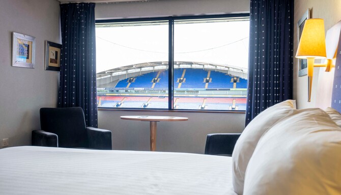 The Bolton Stadium Hotel, a member of Radisson Individuals - Hotellrum