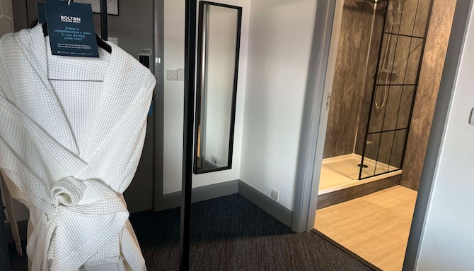 The Bolton Stadium Hotel, a member of Radisson Individuals - Hotellrum