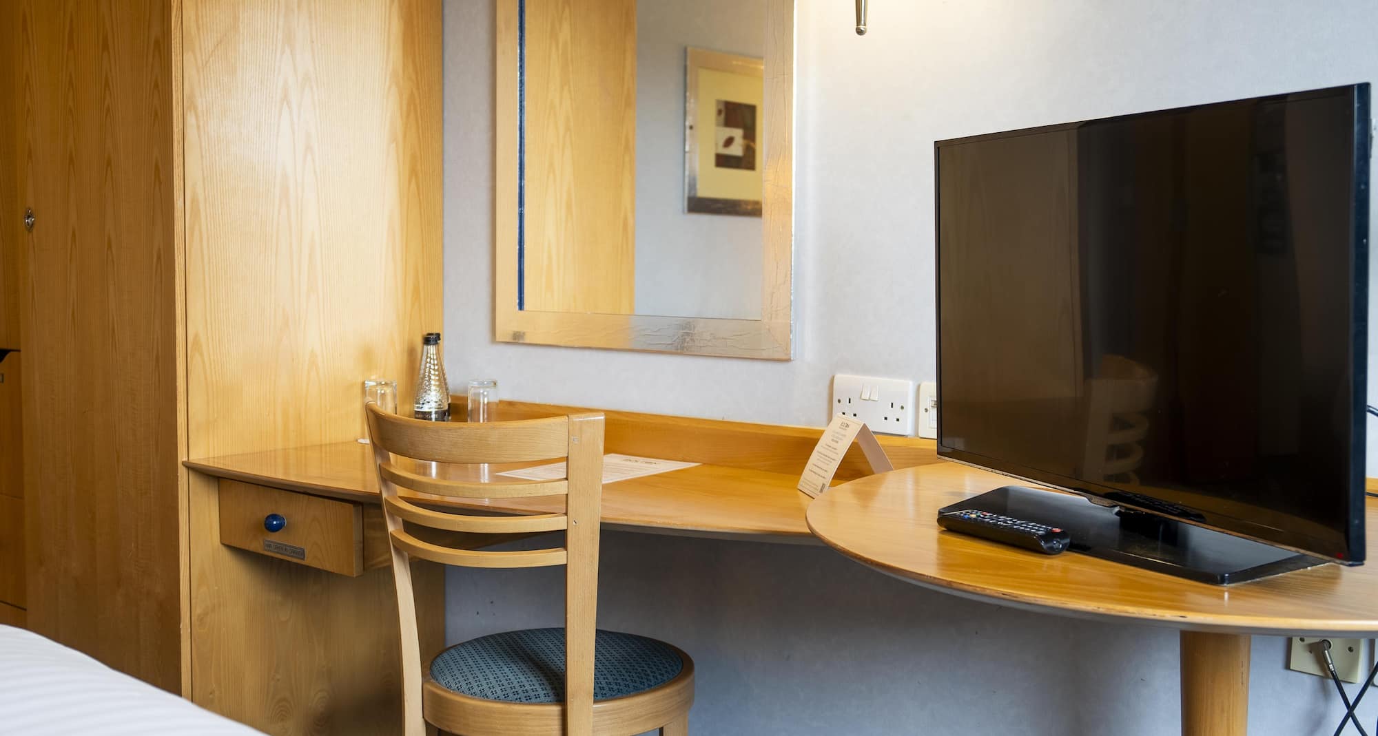 The Bolton Stadium Hotel, a member of Radisson Individuals - Standard Room