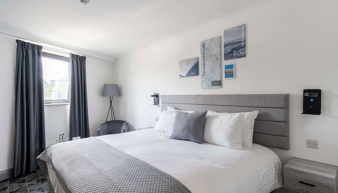 The Bolton Stadium Hotel, a member of Radisson Individuals - Hotellrum