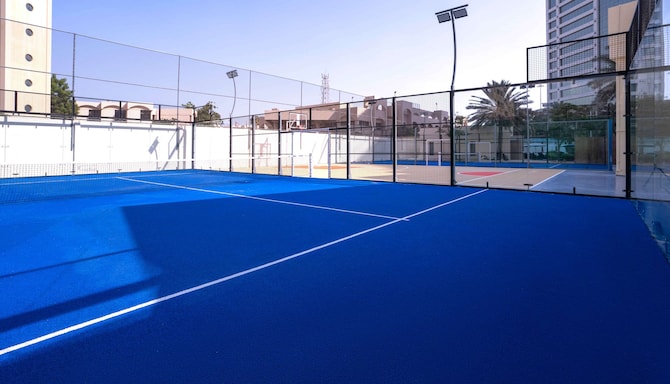 The Diplomat Radisson Blu Hotel, Residence & Spa, Manama - Padel Court