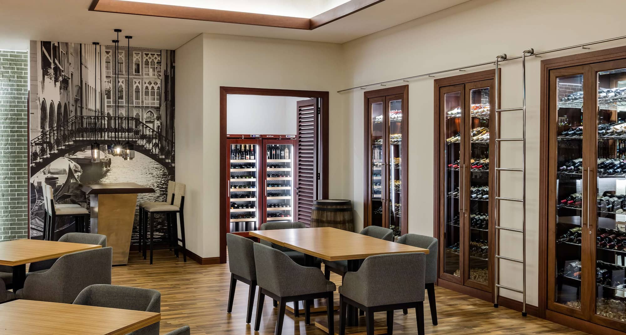 The Diplomat Radisson Blu Hotel, Residence & Spa, Manama - Mondo, Taste of Italy - Restaurant