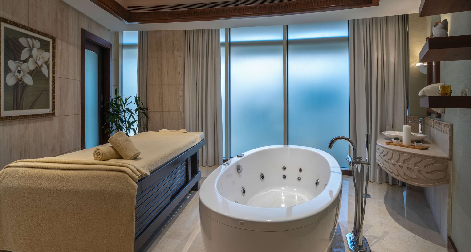 The Diplomat Radisson Blu Hotel, Residence & Spa, Manama - Spa