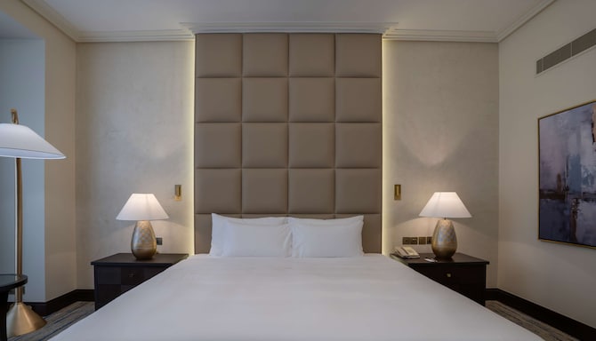 The Diplomat Radisson Blu Hotel, Residence & Spa, Manama - جناح