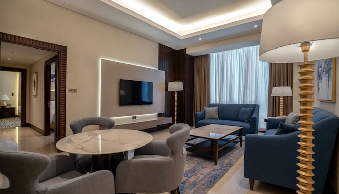The Diplomat Radisson Blu Hotel, Residence & Spa, Manama - جناح