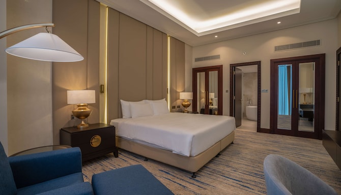 The Diplomat Radisson Blu Hotel, Residence & Spa, Manama - جناح