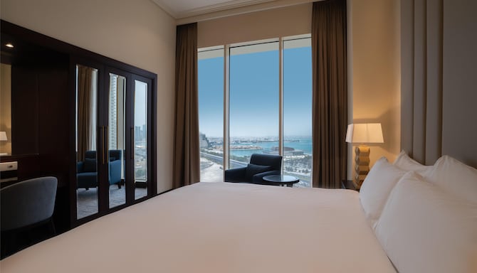The Diplomat Radisson Blu Hotel, Residence & Spa, Manama - جناح