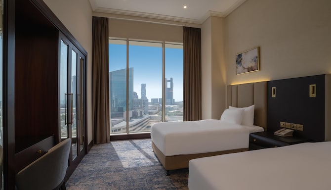 The Diplomat Radisson Blu Hotel, Residence & Spa, Manama - جناح