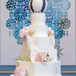 The Diplomat Radisson Blu Hotel, Residence & Spa, Manama - Weddings Cake