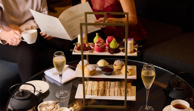The Edwardian Manchester, A Radisson Collection Hotel - The Library Champagne Bar - Autumn and Winter Afternoon Tea