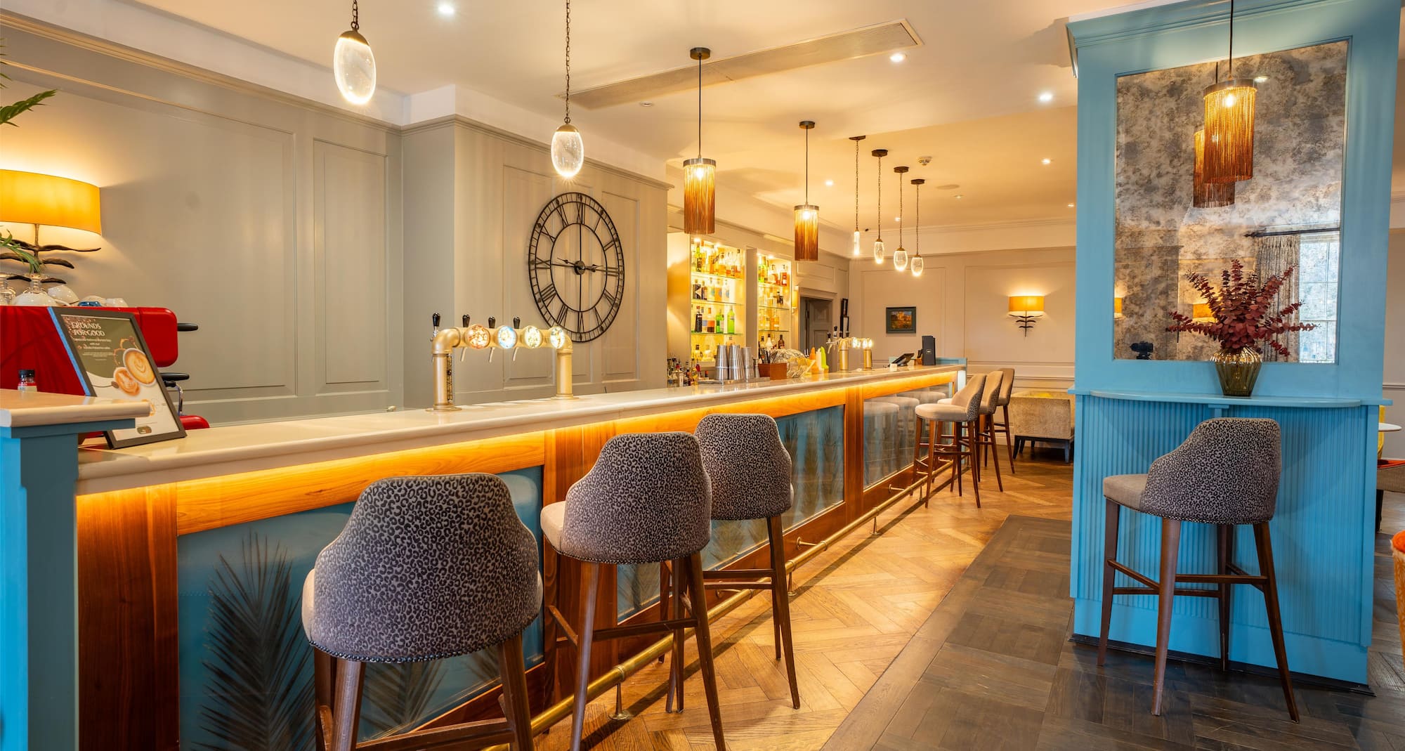 The Gonville Hotel, a member of Radisson Individuals - The Long Bar