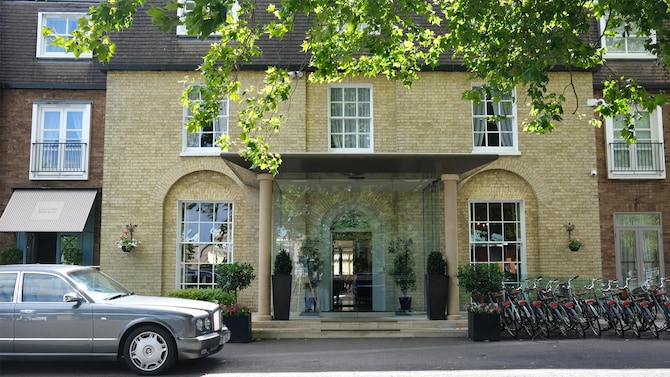 The Gonville Hotel, a member of Radisson Individuals - Gonville Hotel Entrance
