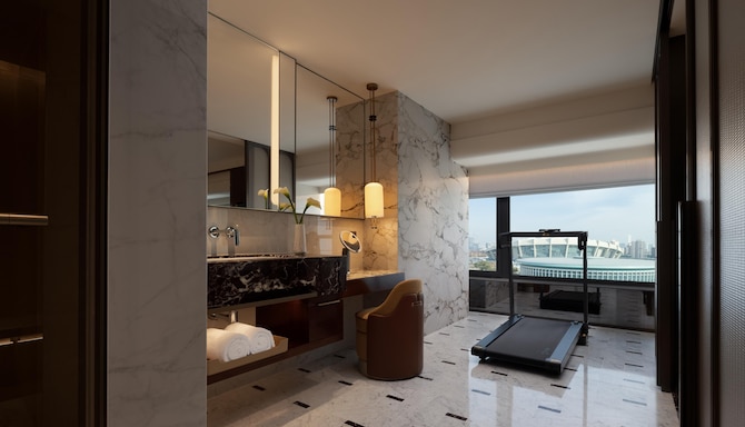 The Kunlun Hua Ting Hotel & Towers, Shanghai - Suite bath