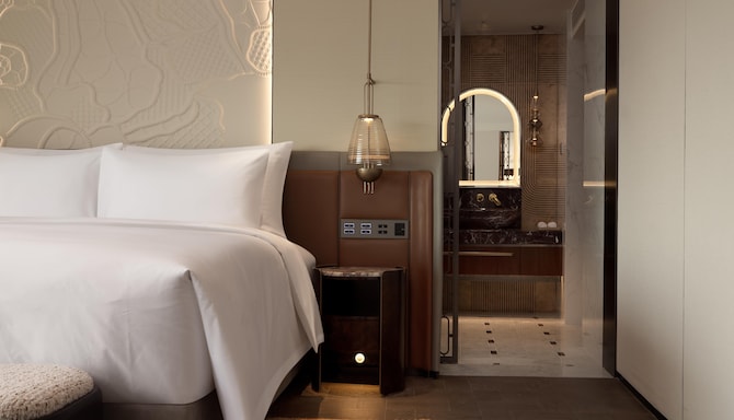 The Kunlun Hua Ting Hotel & Towers, Shanghai - Suite