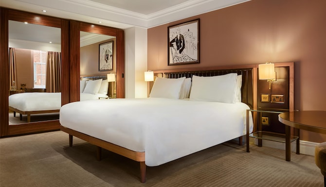 The May Fair, A Radisson Collection Hotel, Mayfair London - Collection Premium Room