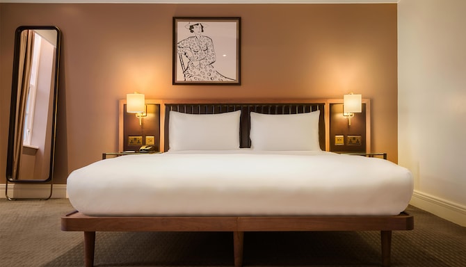 The May Fair, A Radisson Collection Hotel, Mayfair London - غرفة ضيوف