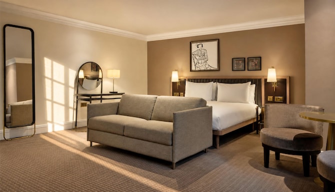 The May Fair, A Radisson Collection Hotel, Mayfair London - Collection Premium Executive Room