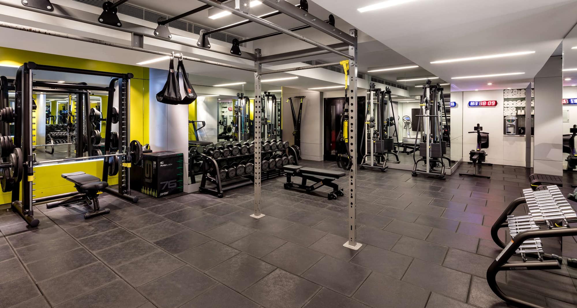 The May Fair, A Radisson Collection Hotel, Mayfair London - May Fair Spa - Salle de sport