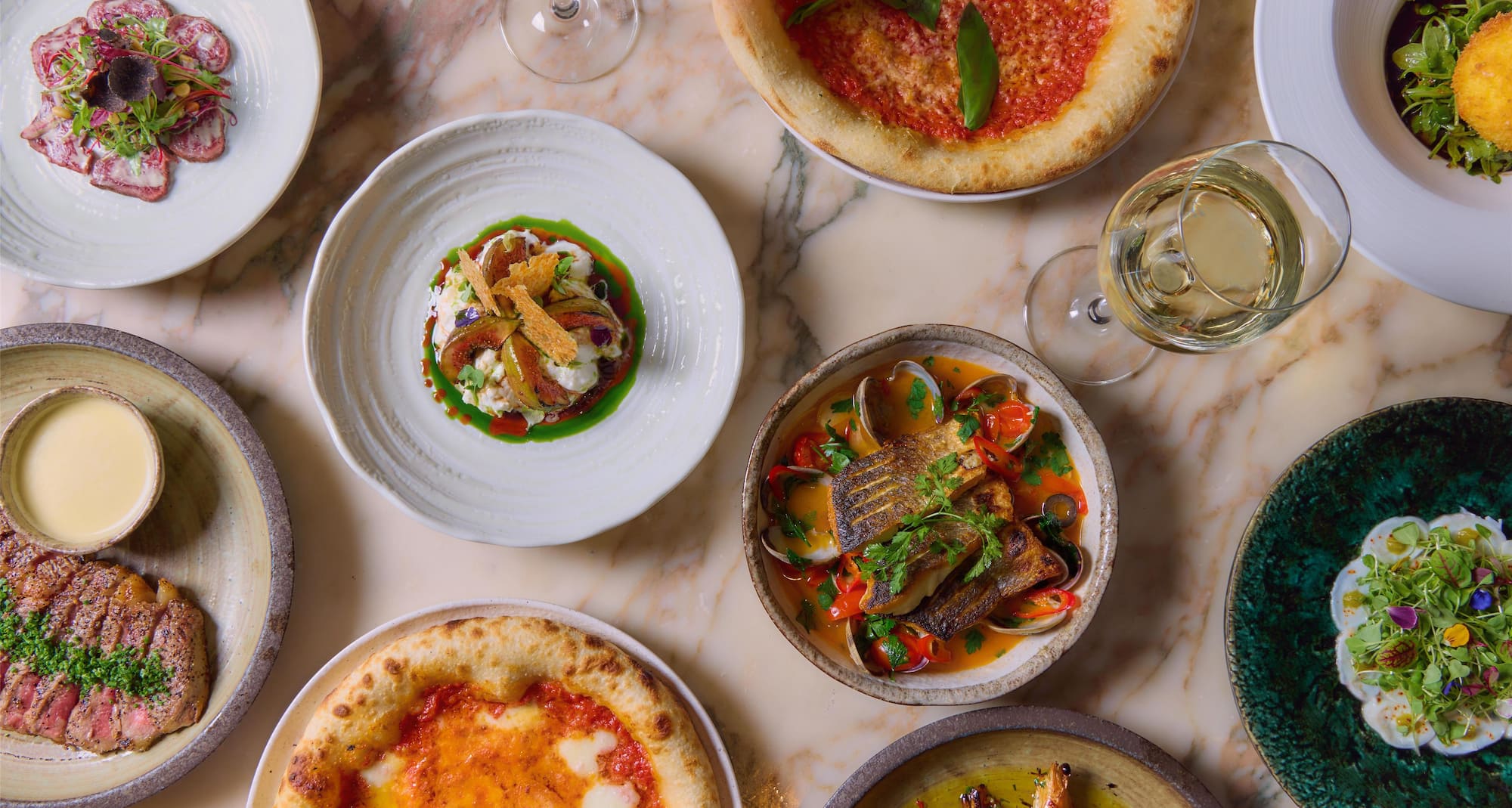 The May Fair, A Radisson Collection Hotel, Mayfair London - May Fair Kitchen - À La Carte