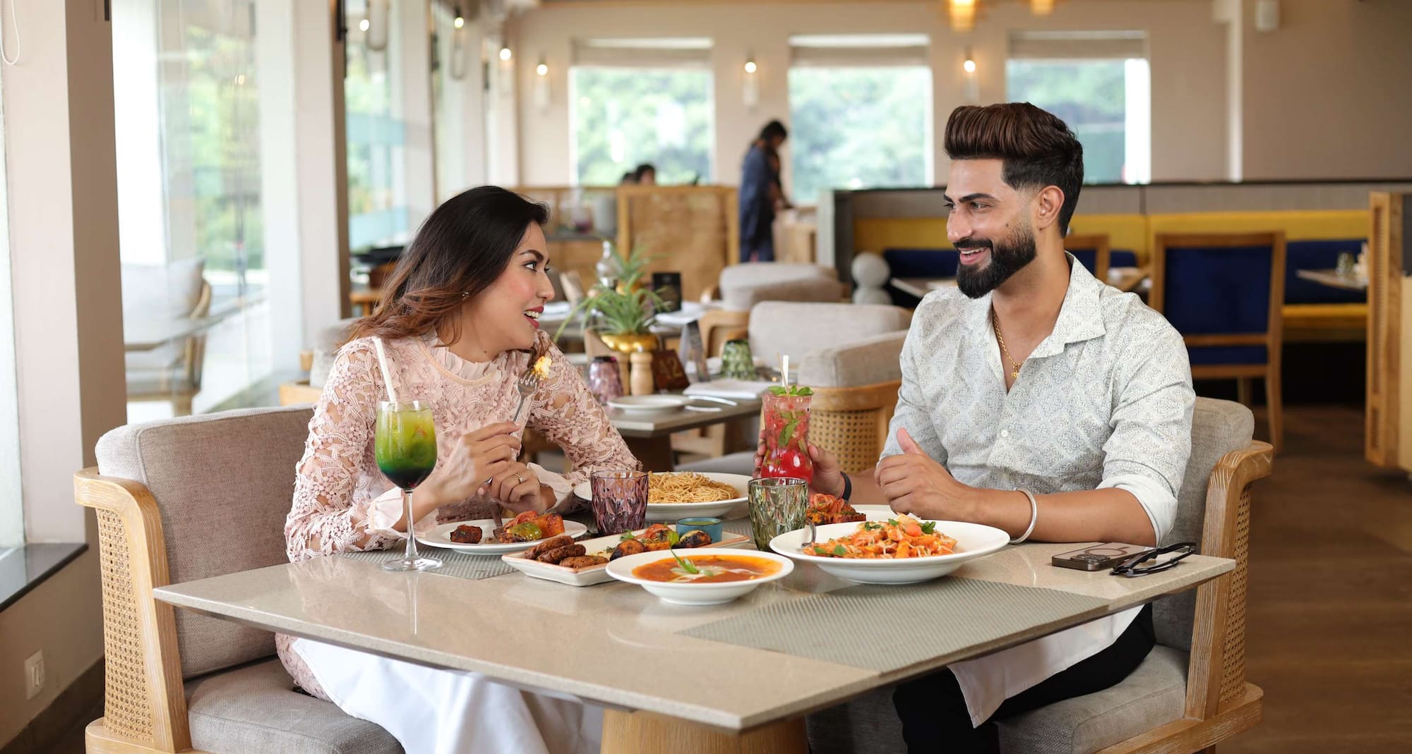 The Oasis Mussoorie, a member of Radisson Individuals - Restaurant lifestyle