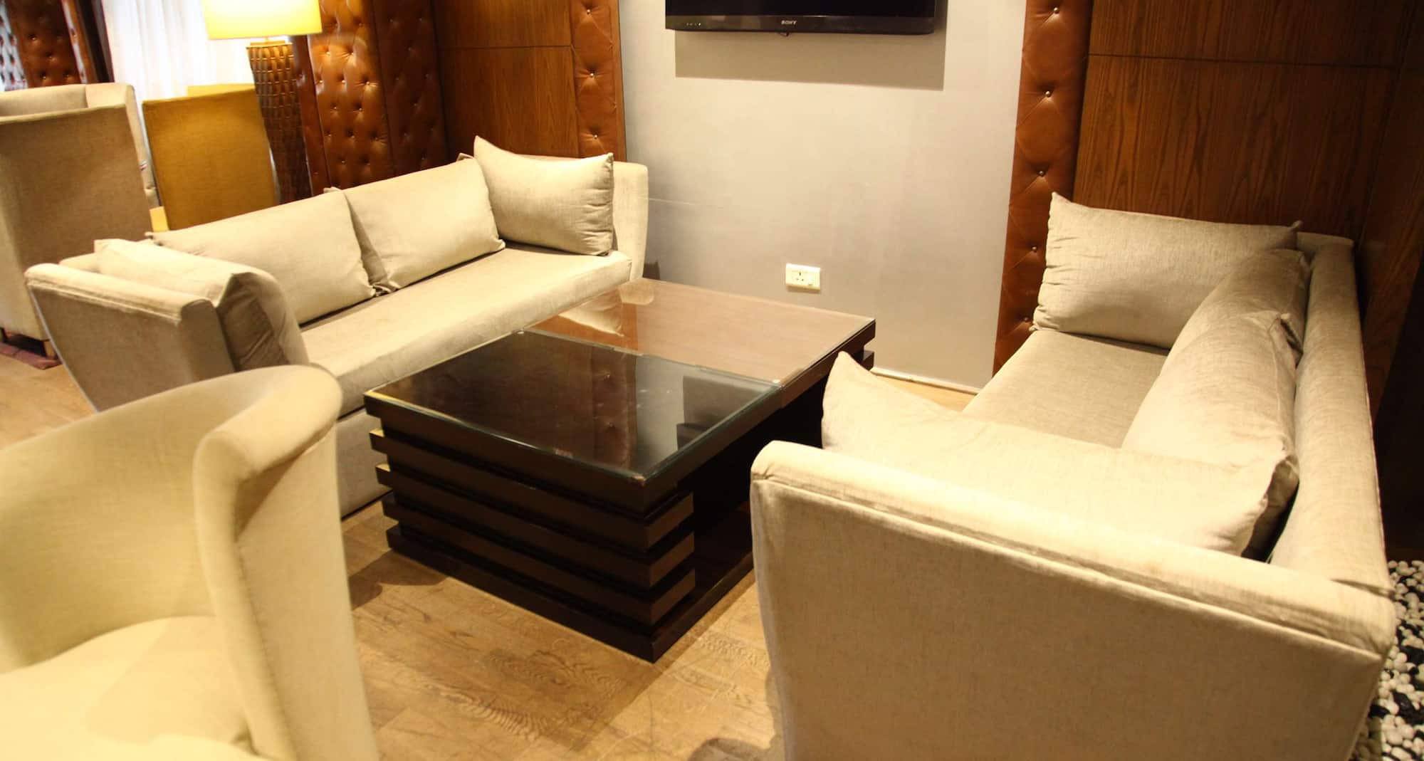 Radisson Individuals का एक सदस्य द प्लेस गुरुग्राम - ग्लक