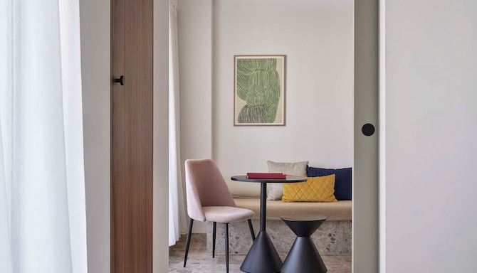 The Social Athens Hotel, a member of Radisson Individuals - Suite with Lycabettus view & terrace
