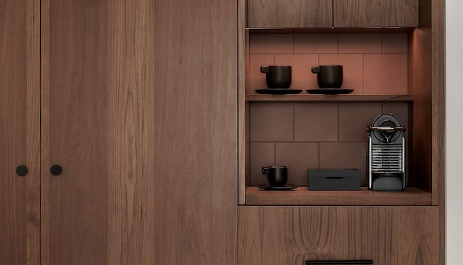 The Social Athens Hotel, a member of Radisson Individuals - Suite wardrobe with coffee station