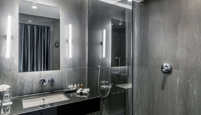 Tsinandali Estate, A Radisson Collection Hotel - Collection Room bathroom