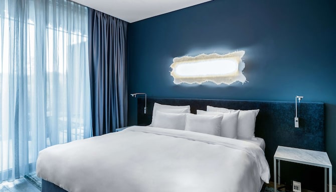 Tsinandali Estate, A Radisson Collection Hotel - Suite with terrace