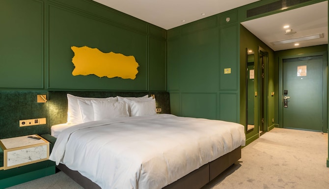 Tsinandali Estate - Collection Superior Room with terrace
