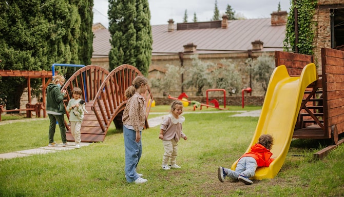 Tsinandali Estate, Radisson Collection Hotel - Çocuk Oyun Alanı