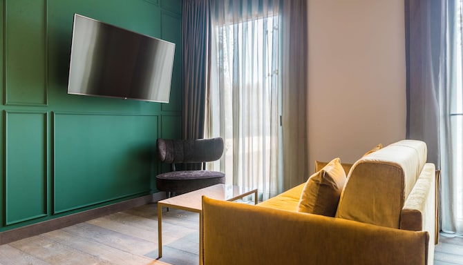 Tsinandali Estate - Suite with terrace