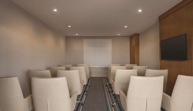 Neom Meeting Room