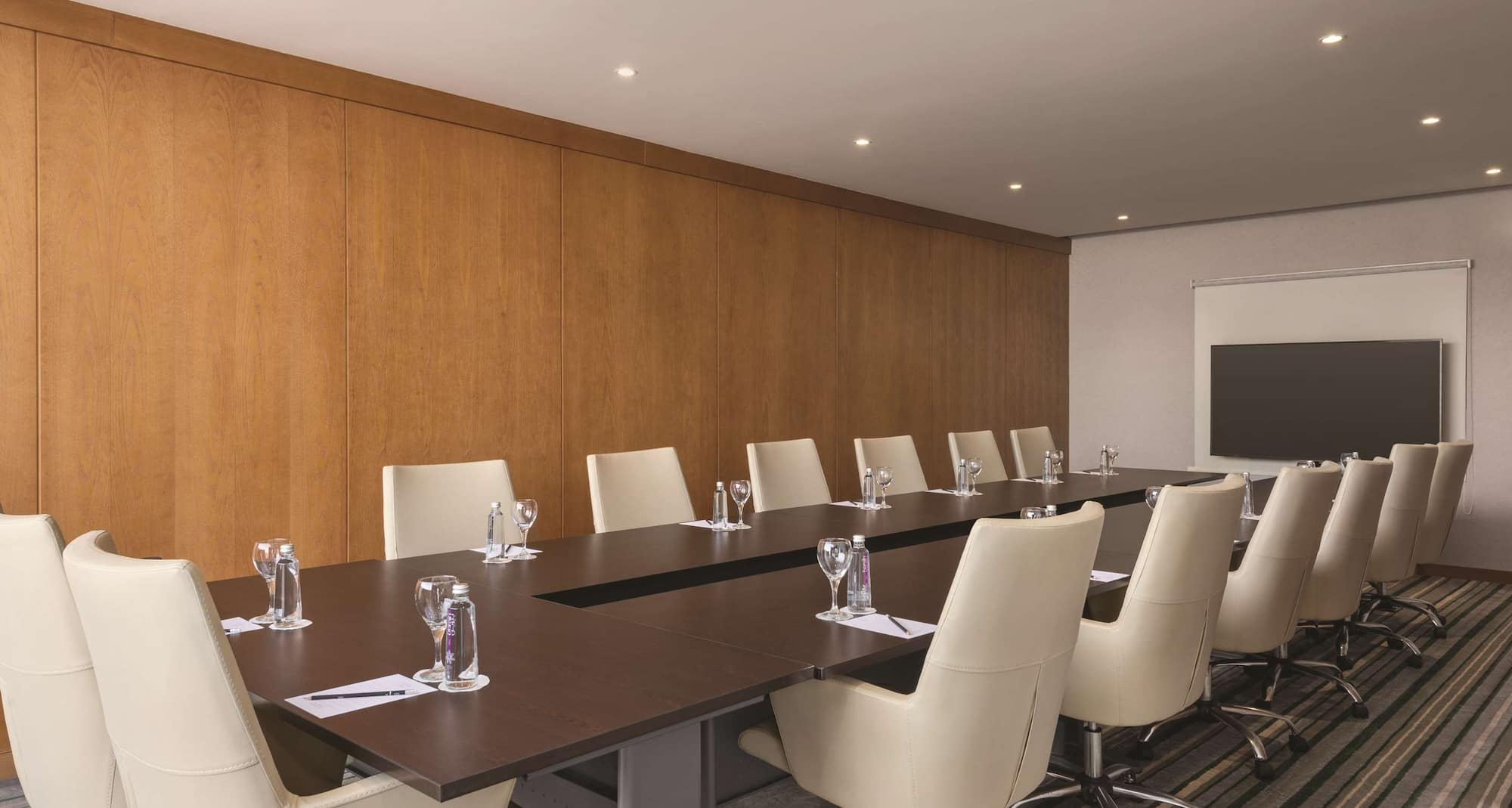 Vivid Jeddah Hotel, a member of Radisson Individuals - Board room