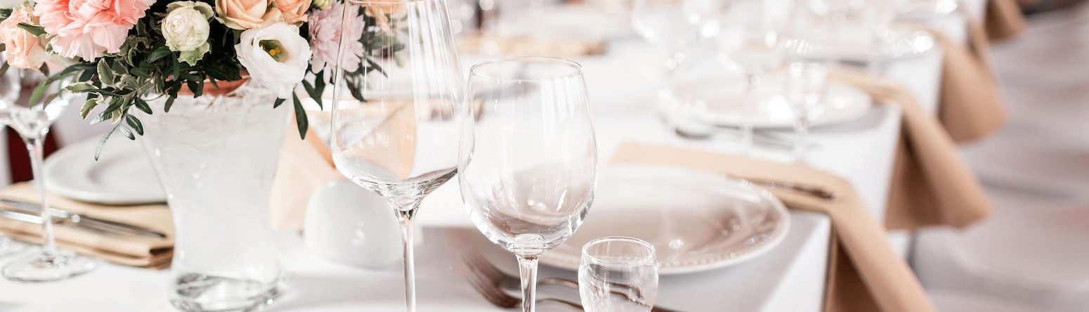 Weddings - Table set-up